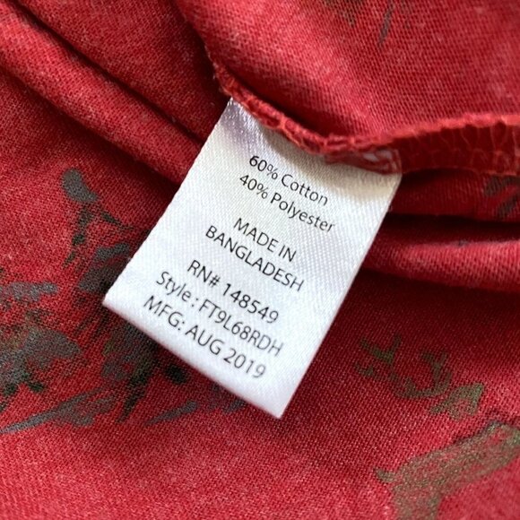 Free Planet | Santa Reindeer Christmas T-Shirt | Red | Size: Large - Picture 3 of 8